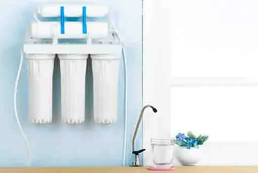 Household, outdoor and sport drinking water filtration